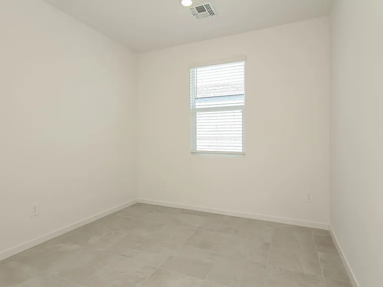 5440 S 245th Ave — Photo 11