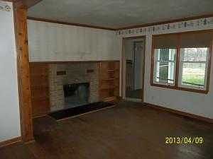 2nd image of 1303 W Bryson St