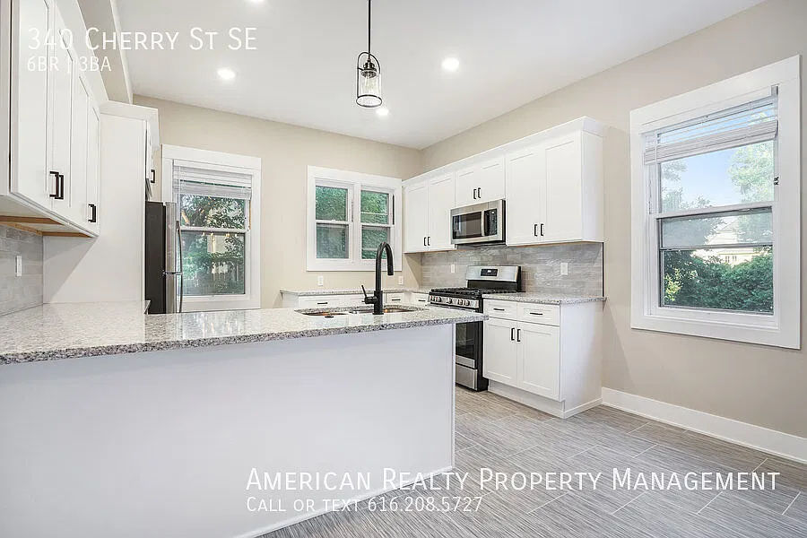 6 bed, 2.5 bath, 2400 sqft, $3,650 — Photo 4