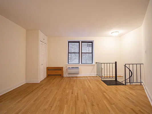 Rented by City Connections Realty | media 18