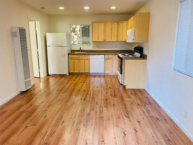 3020 Brook Estates Ct — Photo 13