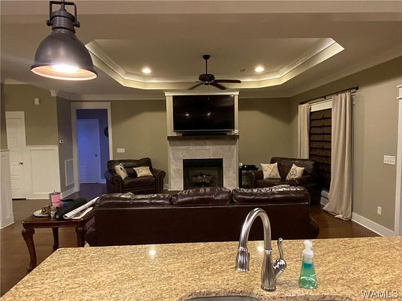 4th image of 1641 Arborway Cir