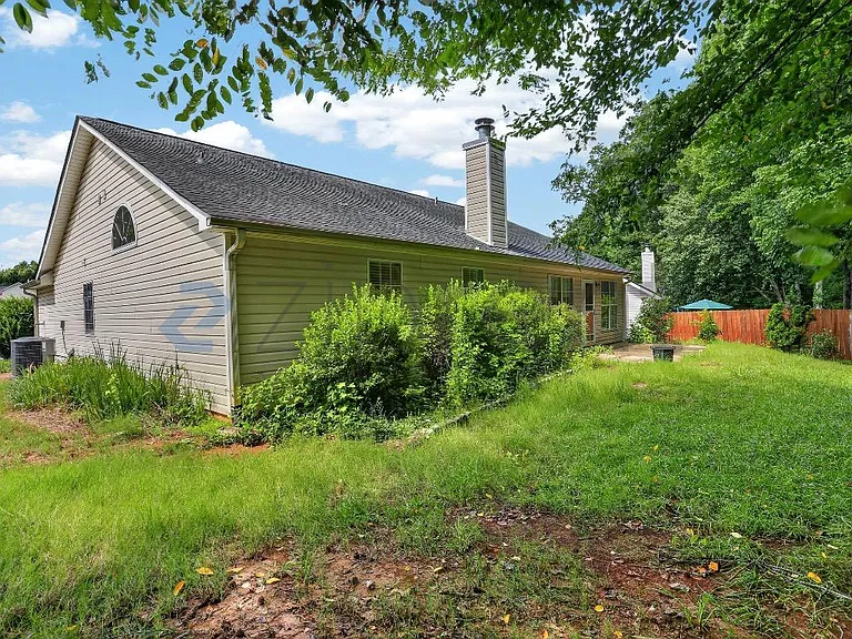 3404 Washington Commons Ave NW — Photo 5