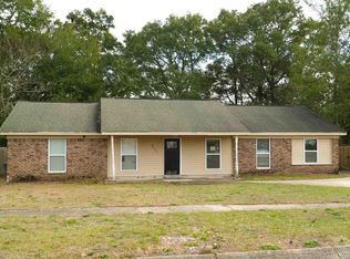 4621 Centerpointe Dr, Pensacola, FL 32514