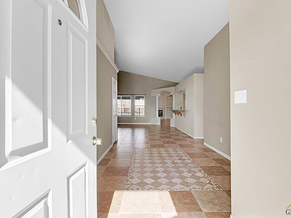 3rd image of 12500 Grand Teton Dr