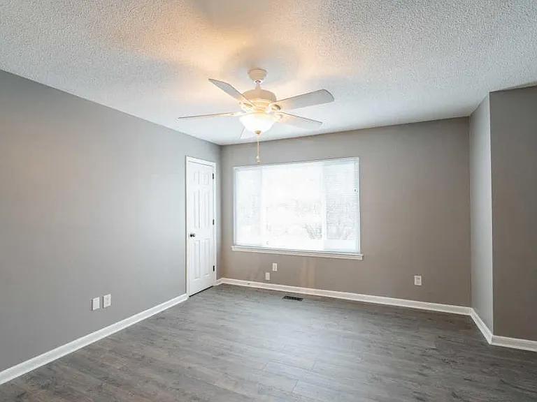 6413 Brookmead Cir — Photo 23