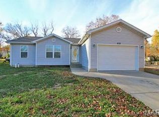 218 4th St, Park Hills, MO 63601