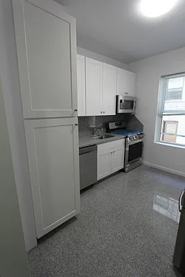 Sold by Hatuka Properties | media 7