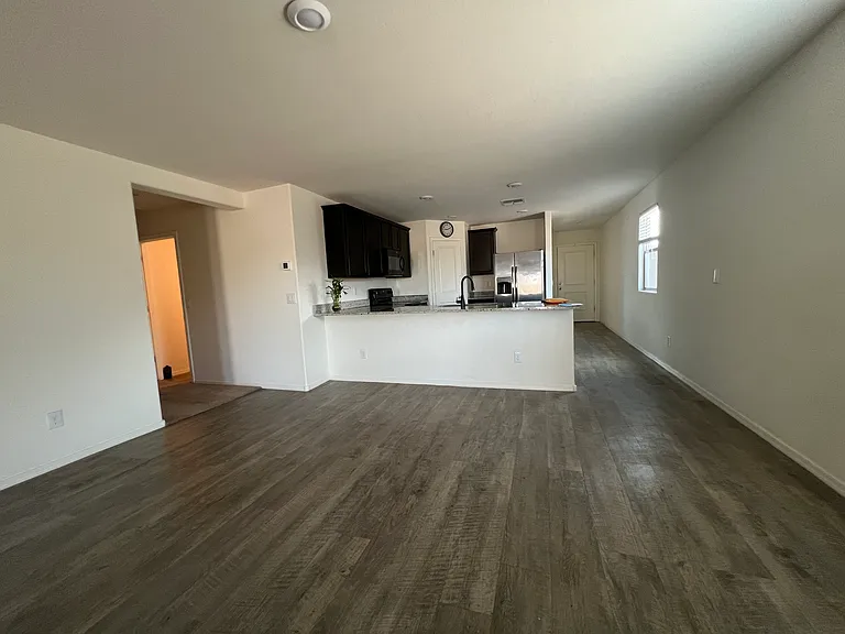 8948 S 254th Dr — Photo 6