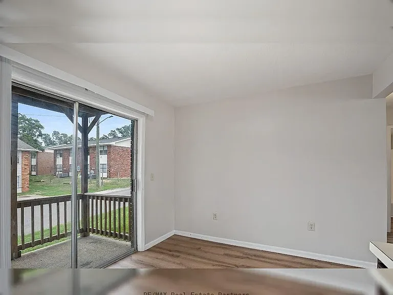 4001 Mable St #27 — Photo 3