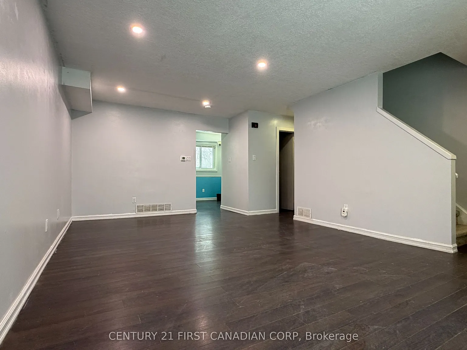 3 bed, $2,200 — Photo 4