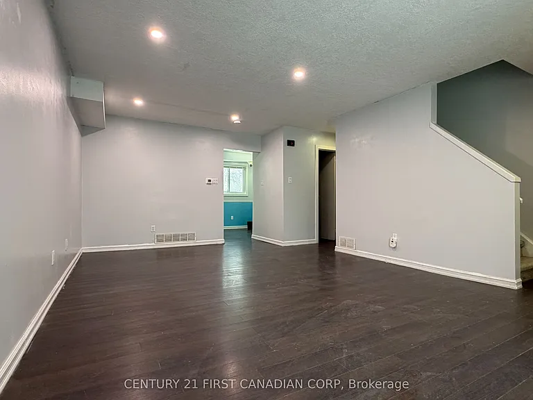 45 Gatewood Pl #8 — Photo 4