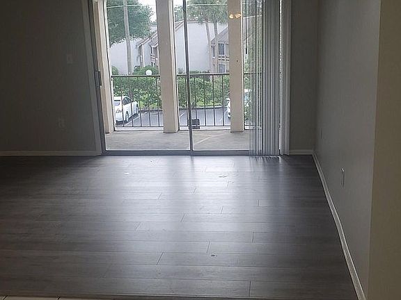 2nd image of 520 Orange 20 Dr
