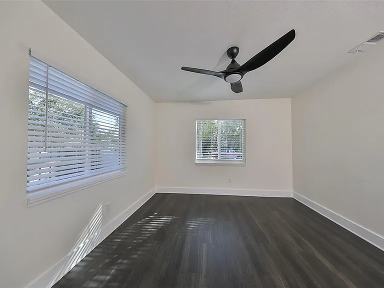 1846 3rd St S — Photo 26