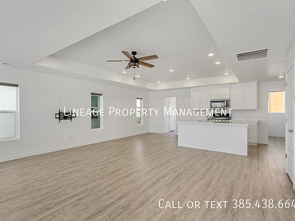 3rd image of 3559 S Lydia Ann Ln