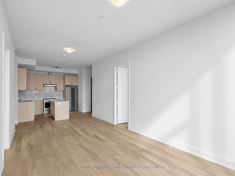 27 Korda Gate #Penthouse 101 — Photo 16