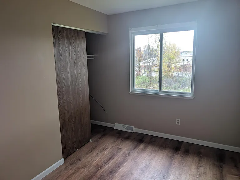 3605 N Sunnyfield Dr — Photo 2