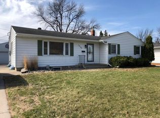 1202 15 1/2 Ave S, Fargo, ND 58103