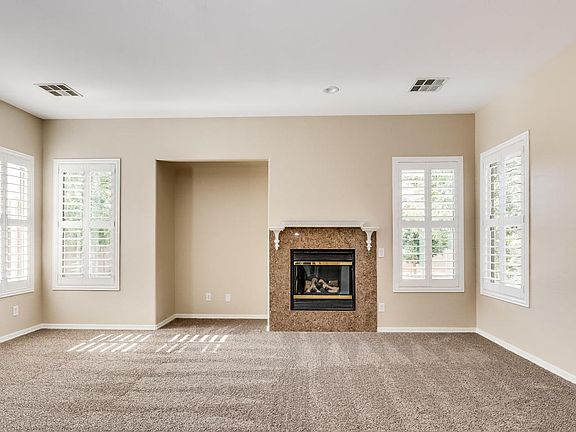 4th image of 8107 W San Miguel Ave