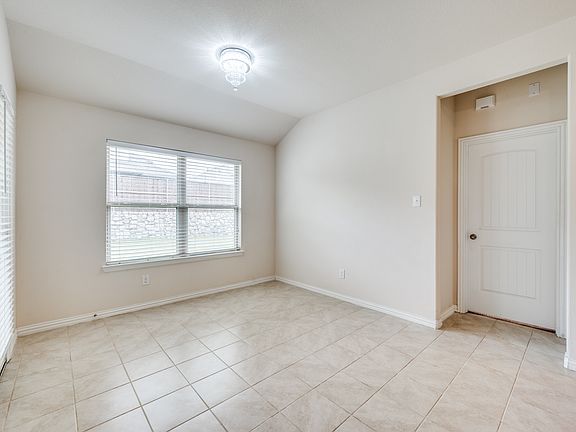 3rd image of 6120 Hightower St