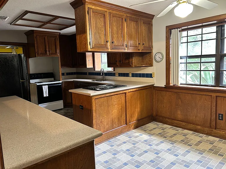 2707 Teakwood Ct — Photo 5