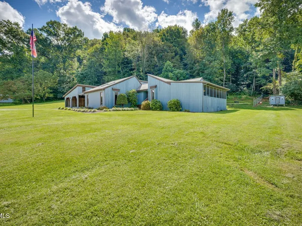 782 Harr Town Rd, Blountville, TN 37617
