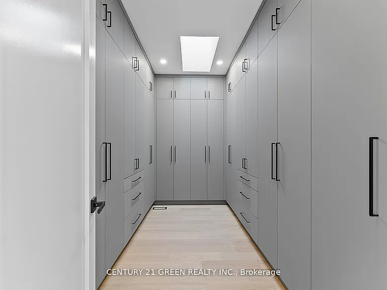 67 Bexhill Ave #MAIN 2ND FLOOR — Photo 21