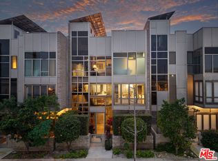 3240 Casitas Ave, Los Angeles, CA 90039