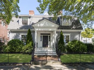476 Brook St, Providence, RI 02906