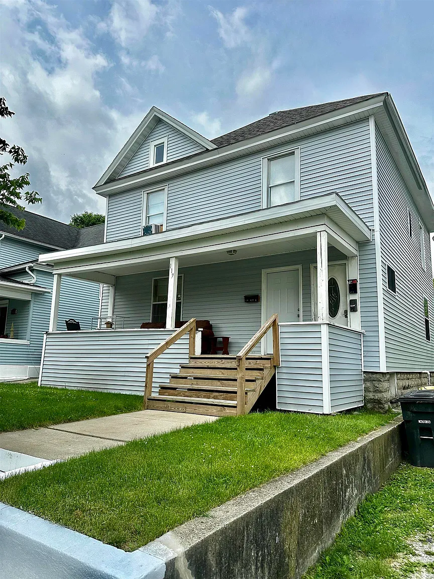 117 N Lincoln St photo 1