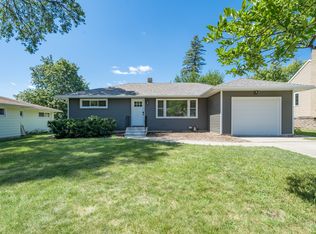 909 19th Ave NE, Rochester, MN 55906