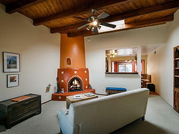 2nd image of 3320 Camino Cielo Vis