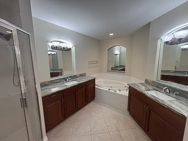 87 Vivante Blvd — Photo 10