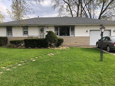 209 E Mirlynbeth Ln, Fairbury, IL, 61739
