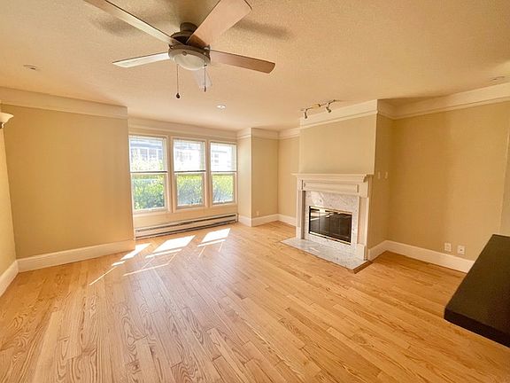 5th image of 2240 Union St APT 201