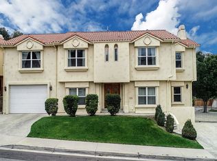 24573 Ebelden Ave, Santa Clarita, CA 91321