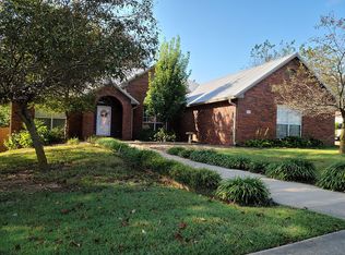 2635 E Dewberry Ct, Fayetteville, AR 72701
