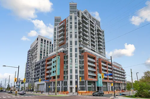 8888 Yonge St Photo 1