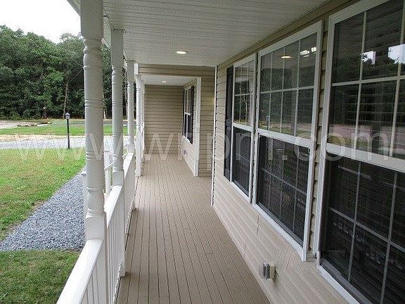 4th image of 36 Williamsburg Way