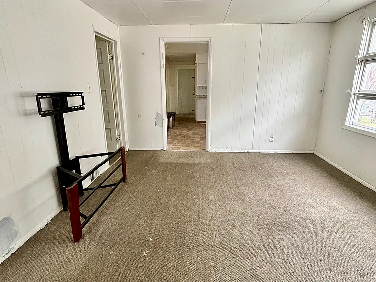 2445 Bailey Ave #2 — Photo 5