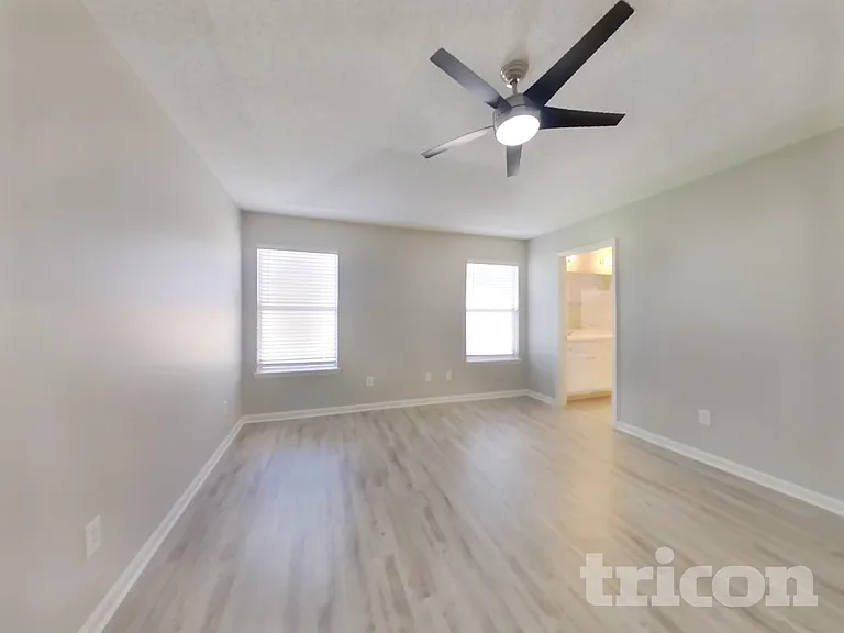 2990 Brittany Bluff Dr — Photo 7