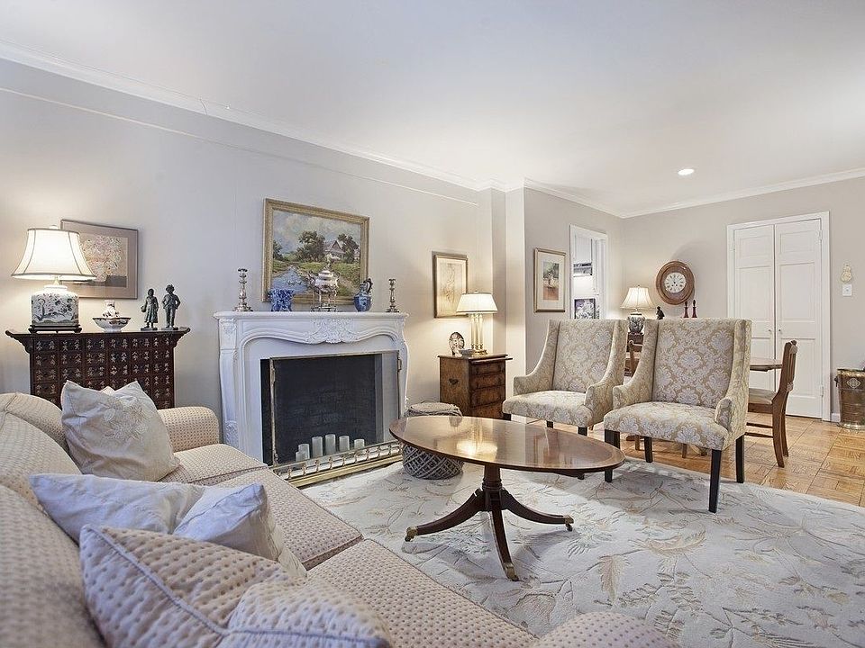 1st image of 1463 2nd Ave #4A