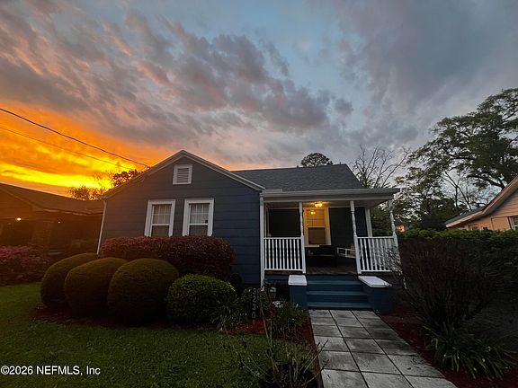 3rd image of 3230 MAYFLOWER Street