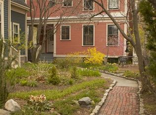 67 Walker St APT B, Cambridge, MA 02138