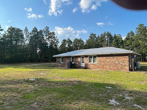 5th image of 1272 Blueberry Rd