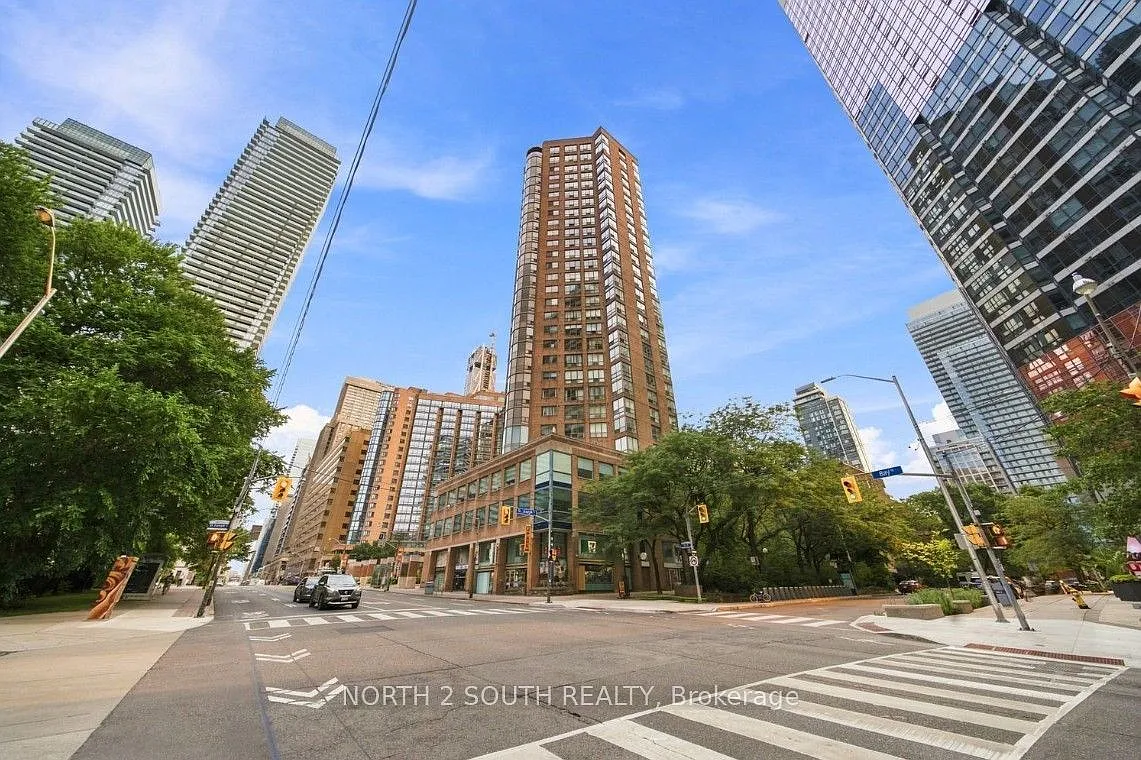 2 bed, $2,875 — Photo 2