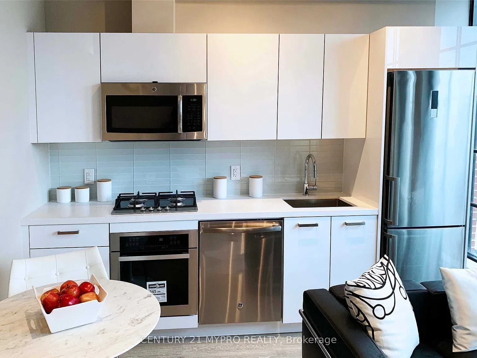 1 bed, $2,450 — Photo 3