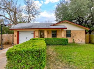 1405 Adams St, Taylor, TX 76574