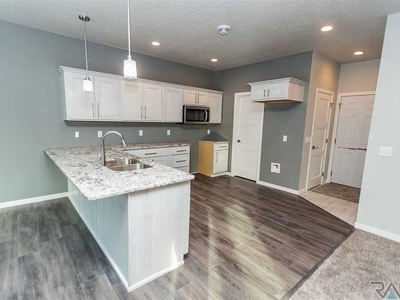 5th image of 7573 S Grand Arbor Pl