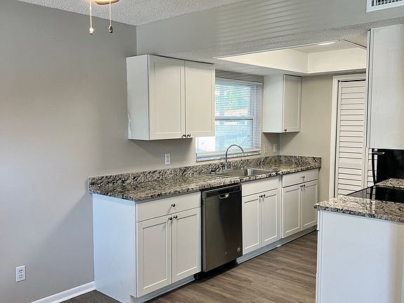 5th image of 600 Wildwood Way APT 106